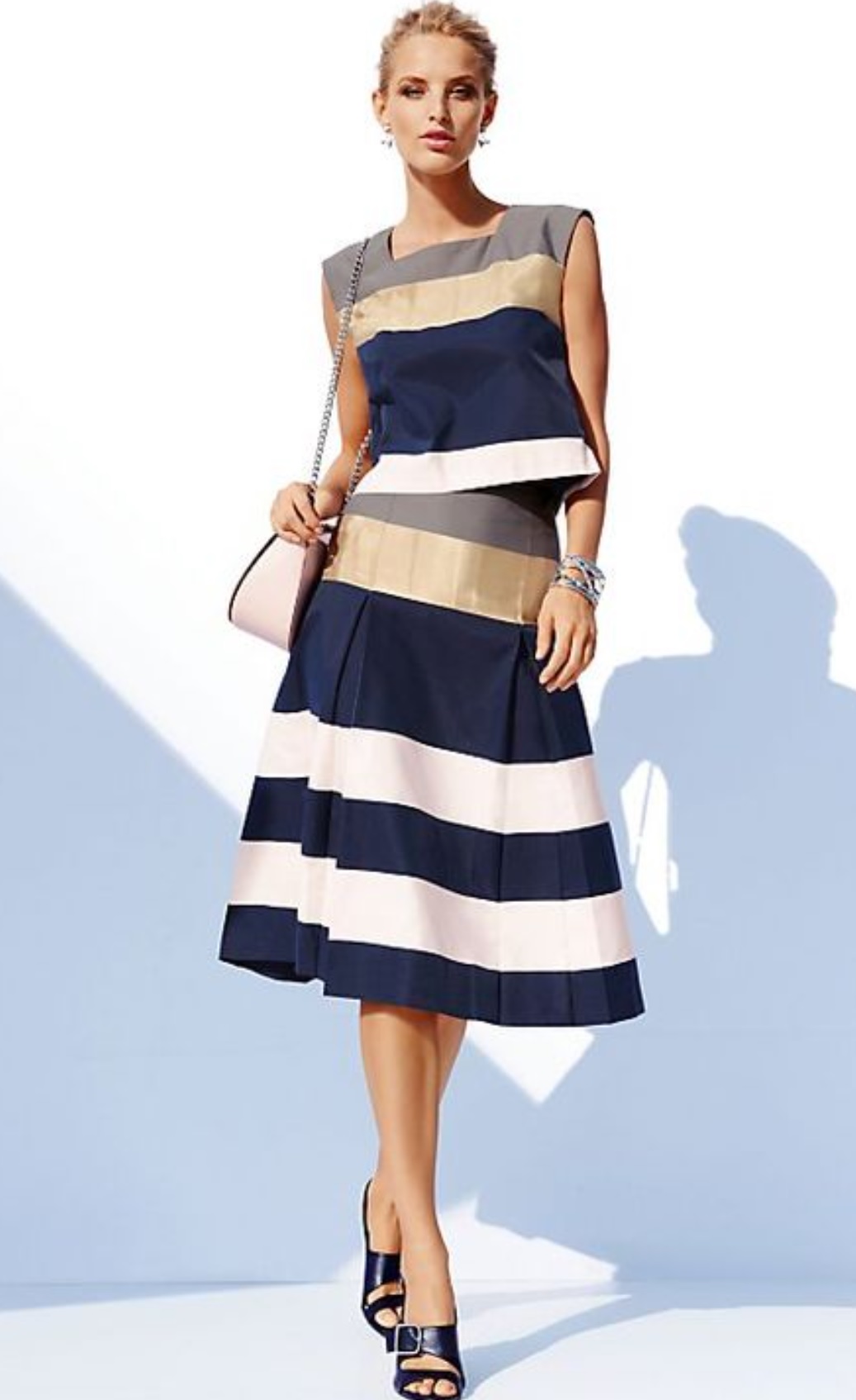 How to wear the Aline skirt trend Emma.FashionEmma.Fashion