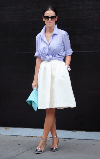 A line skirt and front tie collared shirt