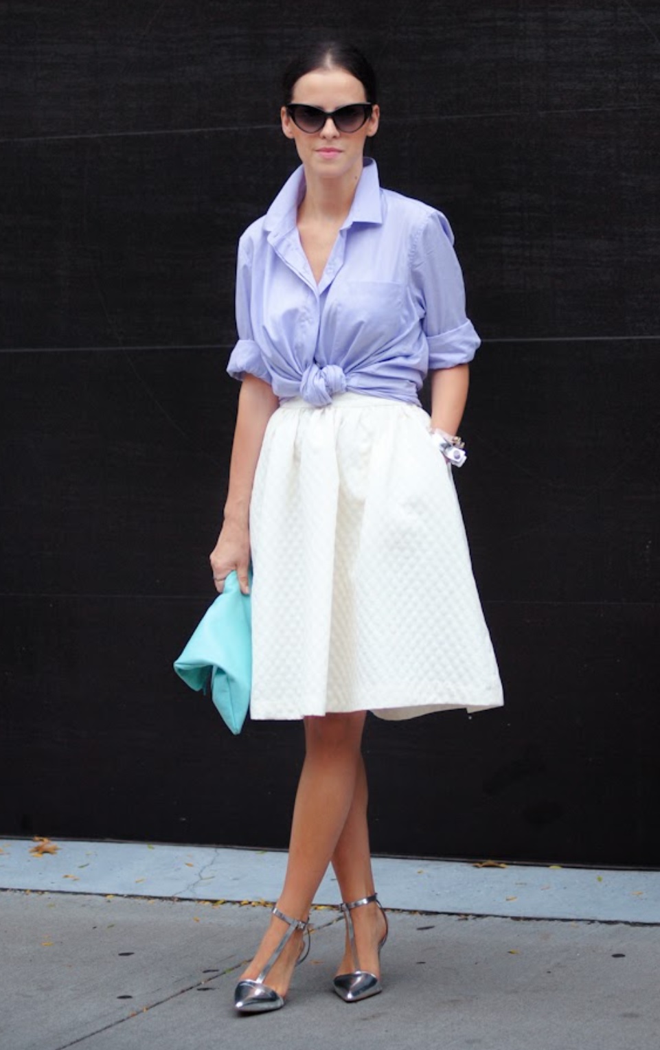 How to wear a collared shirt in the summer - Emma.FashionEmma.Fashion