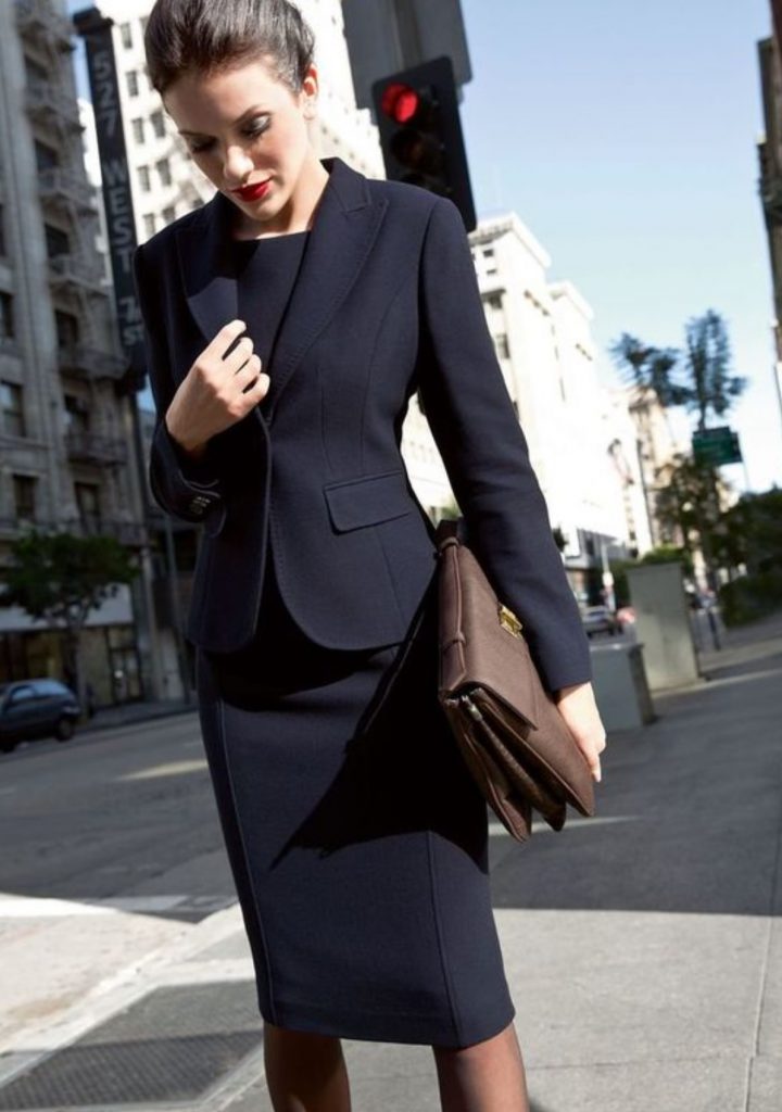 How to impress wearing tailored clothes - Emma.FashionEmma.Fashion